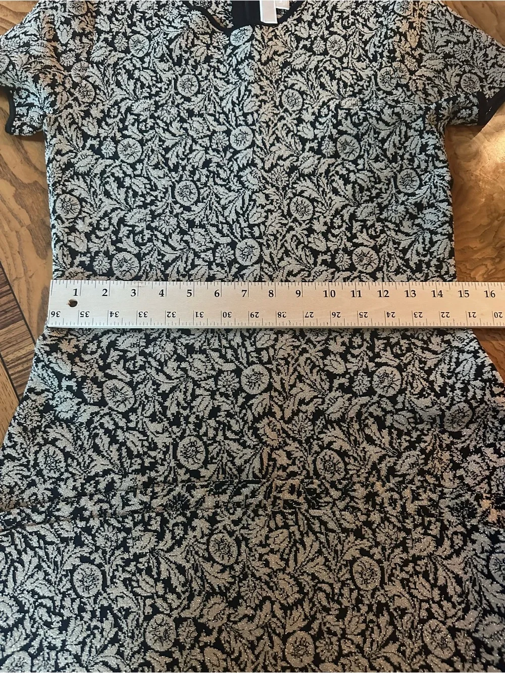 Michael Kors Beige and Black Metallic Floral Fit & Flare Dress – Size Medium